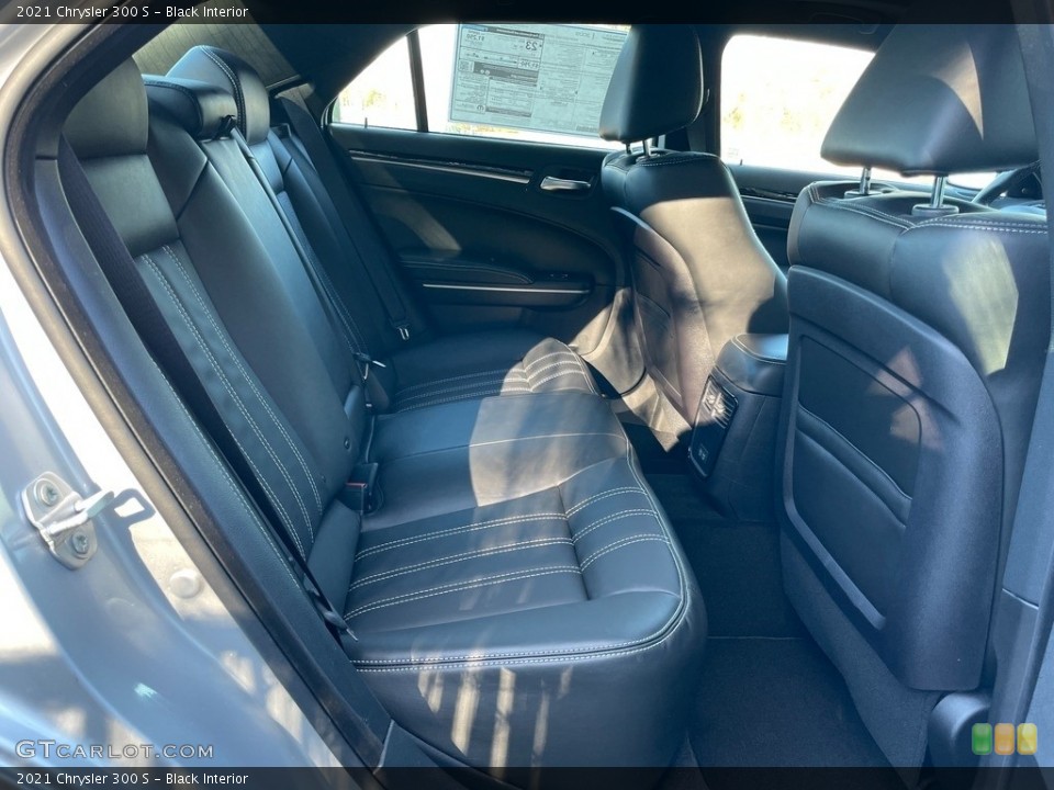 Black Interior Rear Seat for the 2021 Chrysler 300 S #140627573