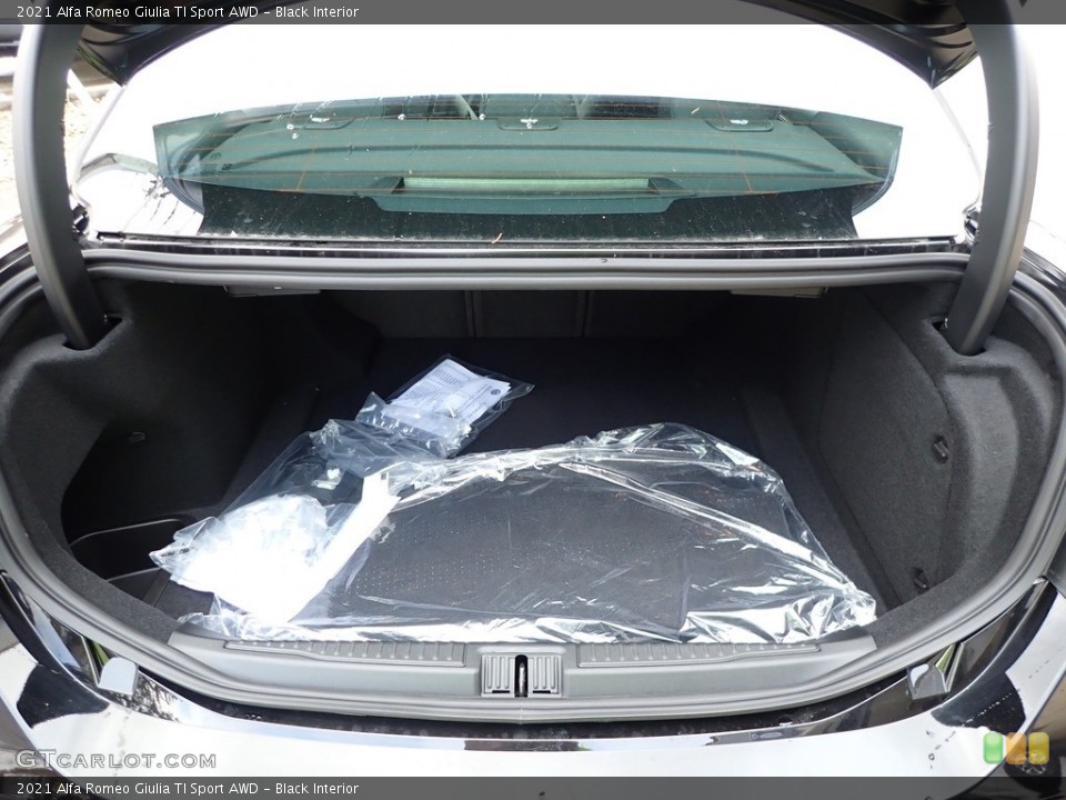 Black Interior Trunk for the 2021 Alfa Romeo Giulia TI Sport AWD #140628117