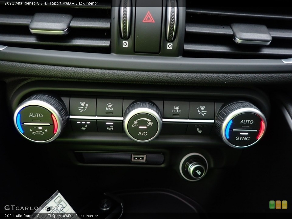 Black Interior Controls for the 2021 Alfa Romeo Giulia TI Sport AWD #140628878