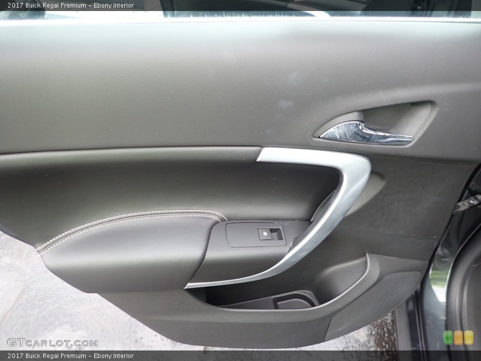 Ebony Interior Door Panel for the 2017 Buick Regal Premium #140631116