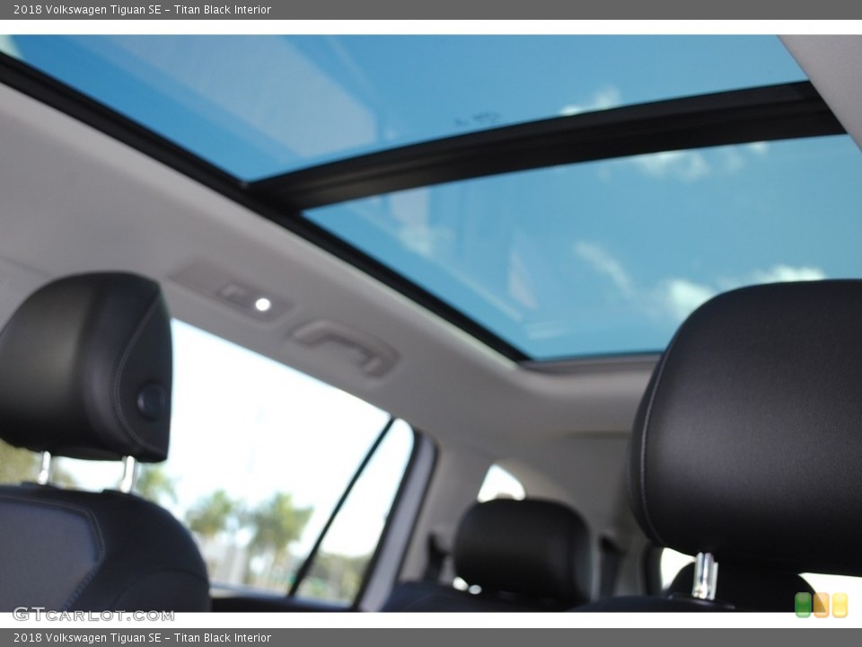 Titan Black Interior Sunroof for the 2018 Volkswagen Tiguan SE #140636210