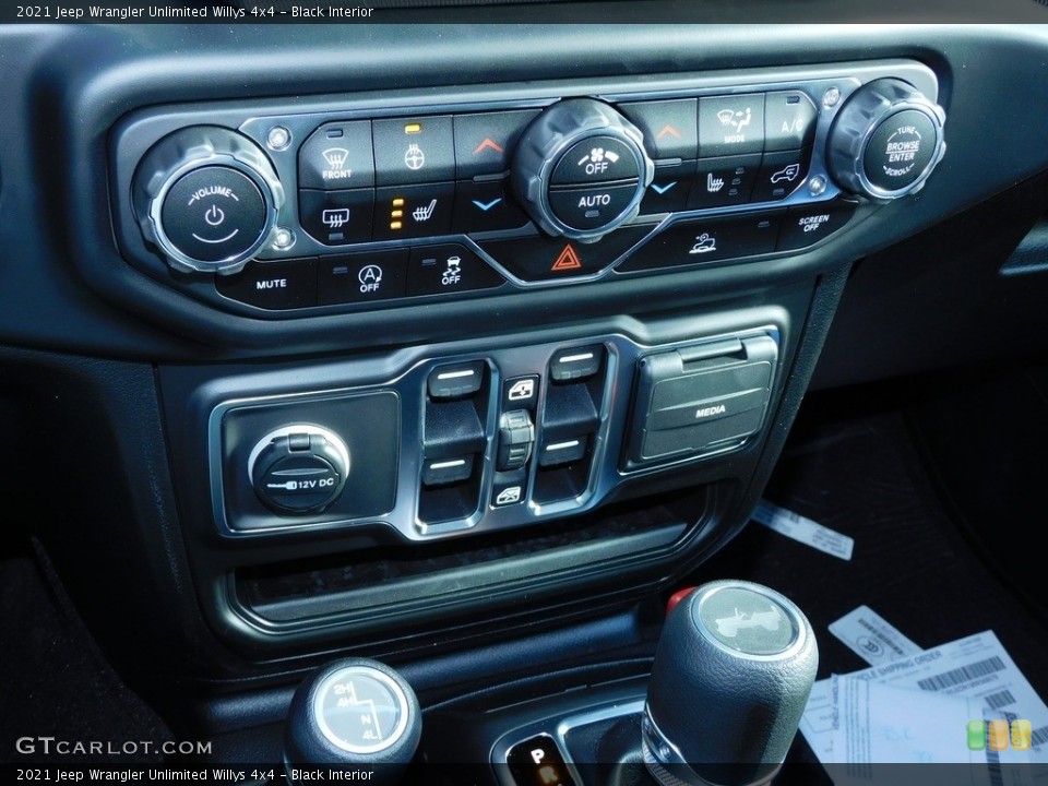 Black Interior Controls for the 2021 Jeep Wrangler Unlimited Willys 4x4 #140638322