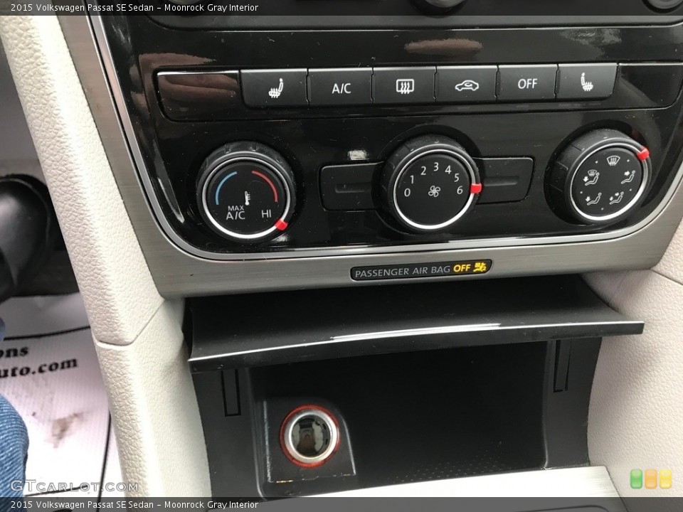 Moonrock Gray Interior Controls for the 2015 Volkswagen Passat SE Sedan #140677038