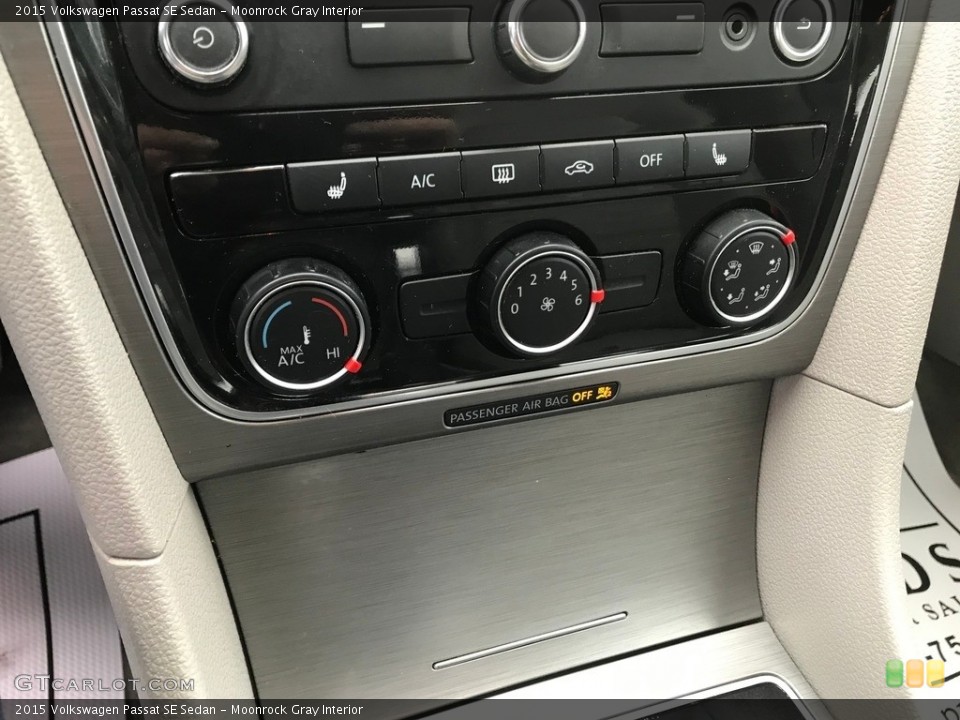Moonrock Gray Interior Controls for the 2015 Volkswagen Passat SE Sedan #140677056