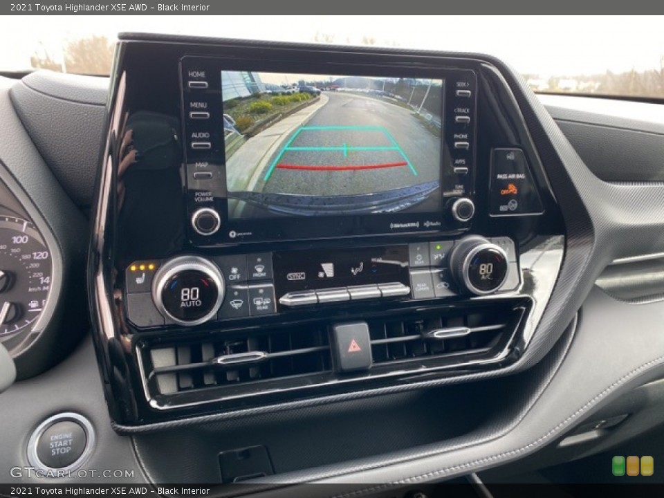 Black Interior Controls for the 2021 Toyota Highlander XSE AWD #140702822