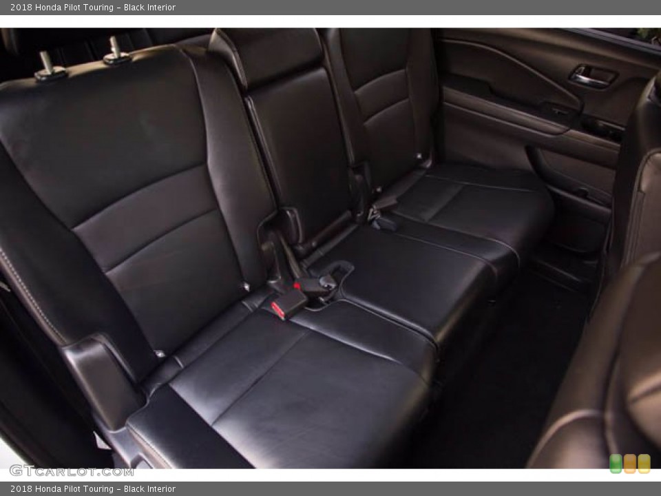 Black Interior Rear Seat for the 2018 Honda Pilot Touring #140709379