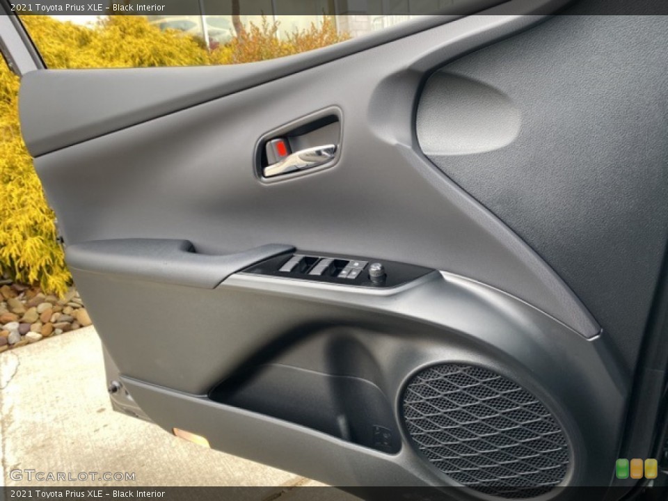 Black Interior Door Panel for the 2021 Toyota Prius XLE #140714399