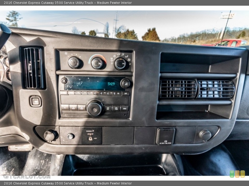 Medium Pewter Interior Controls for the 2016 Chevrolet Express Cutaway 3500 Service Utility Truck #140726652