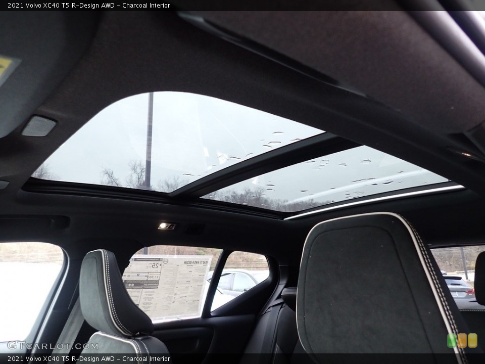 Charcoal Interior Sunroof for the 2021 Volvo XC40 T5 R-Design AWD #140730533