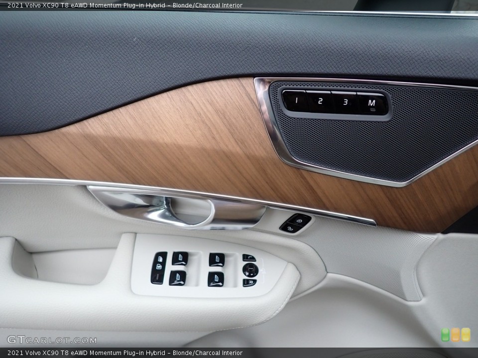 Blonde/Charcoal Interior Door Panel for the 2021 Volvo XC90 T8 eAWD Momentum Plug-in Hybrid #140740087