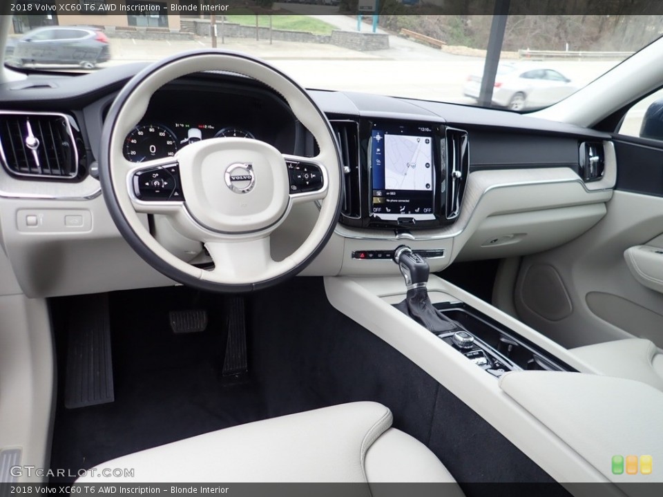 Blonde 2018 Volvo XC60 Interiors