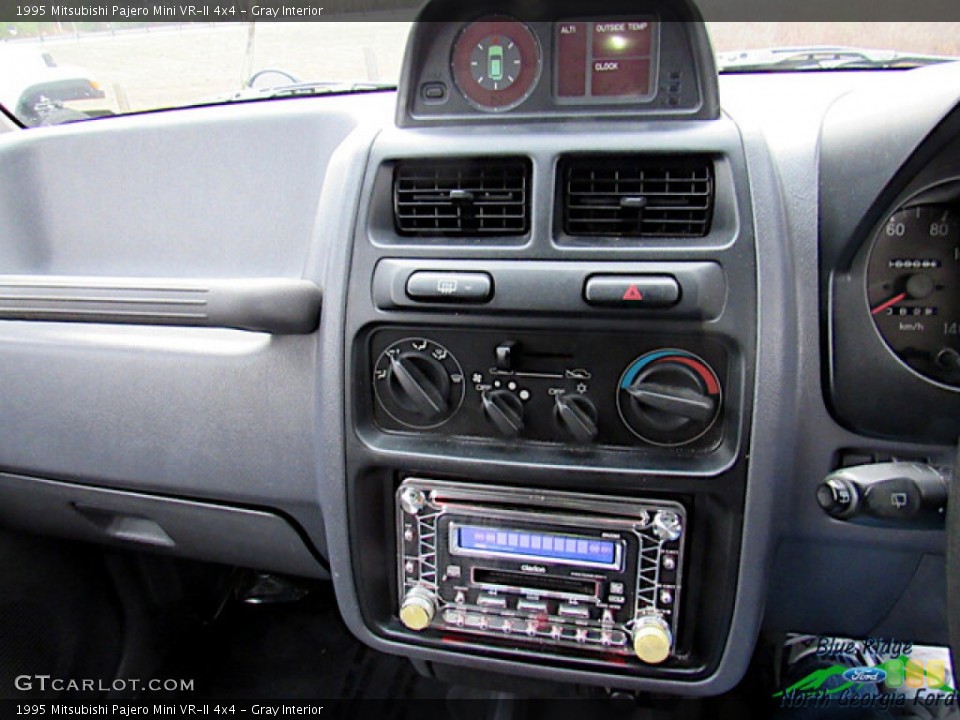 Gray Interior Controls for the 1995 Mitsubishi Pajero Mini VR-II 4x4 #140768191