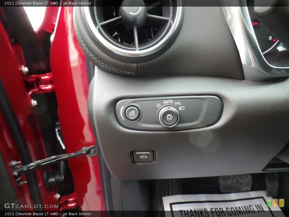 Jet Black Interior Controls for the 2021 Chevrolet Blazer LT AWD #140776292