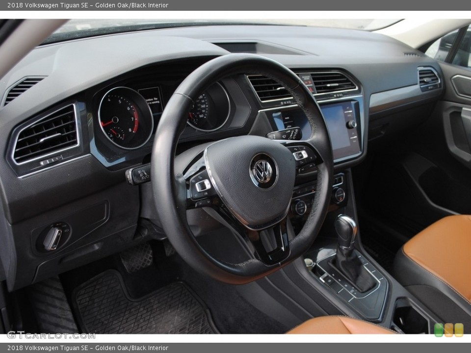 Golden Oak/Black Interior Dashboard for the 2018 Volkswagen Tiguan SE #140779367