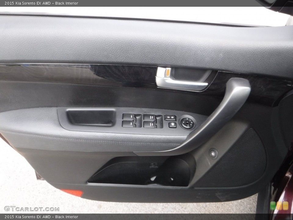 Black Interior Door Panel for the 2015 Kia Sorento EX AWD #140782898