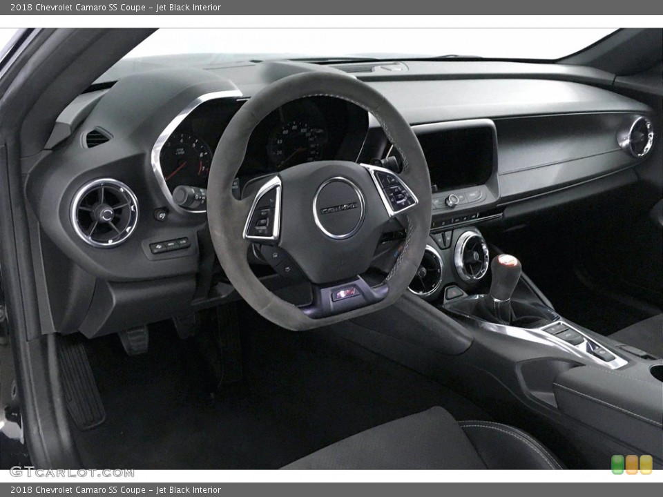 Jet Black Interior Dashboard for the 2018 Chevrolet Camaro SS Coupe #140790341