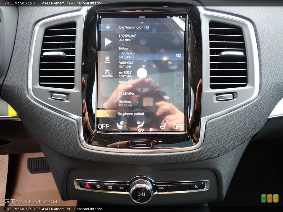 Charcoal Interior Controls for the 2021 Volvo XC90 T5 AWD Momentum #140806133