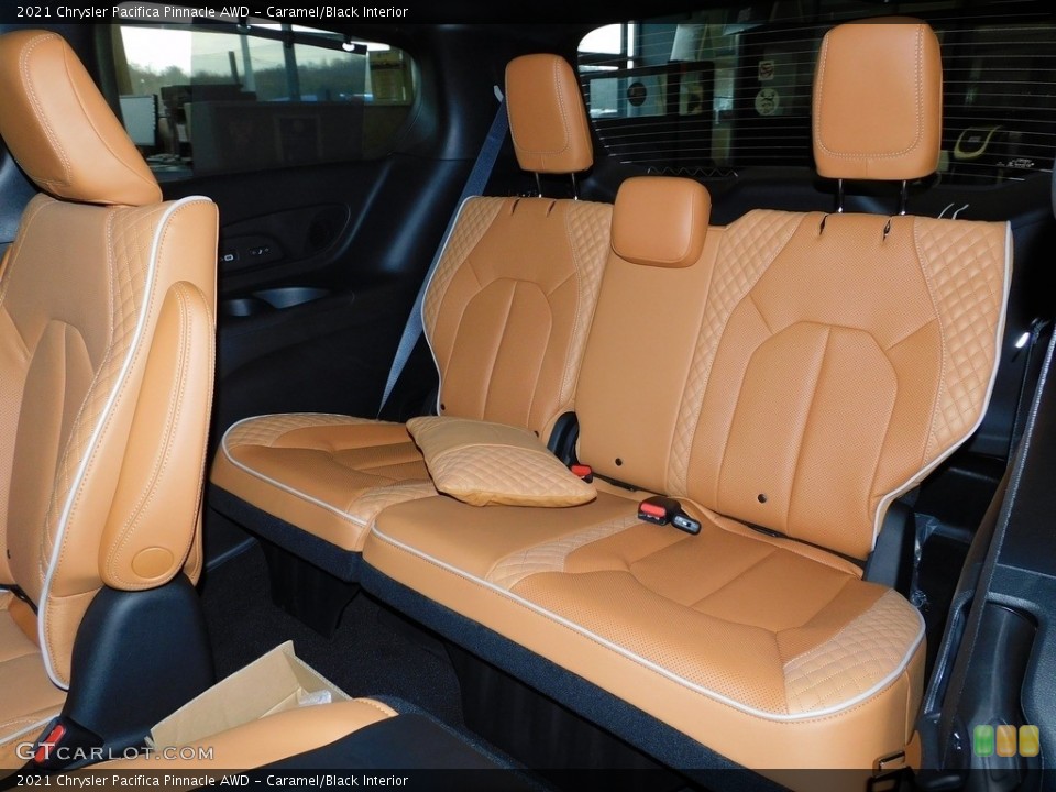 Caramel/Black Interior Rear Seat for the 2021 Chrysler Pacifica Pinnacle AWD #140808416