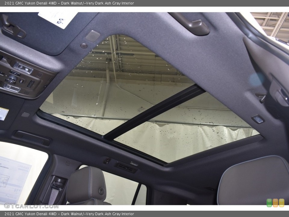 Dark Walnut/­Very Dark Ash Gray Interior Sunroof for the 2021 GMC Yukon Denali 4WD #140822584