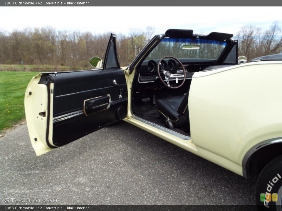 Black Interior Door Panel for the 1968 Oldsmobile 442 Convertible #140846290