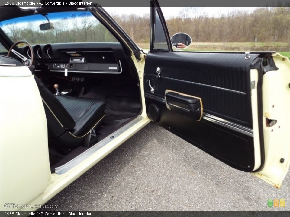 Black Interior Door Panel for the 1968 Oldsmobile 442 Convertible #140846305