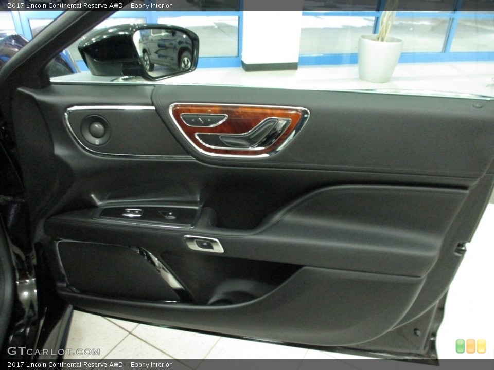 Ebony Interior Door Panel for the 2017 Lincoln Continental Reserve AWD #140858768