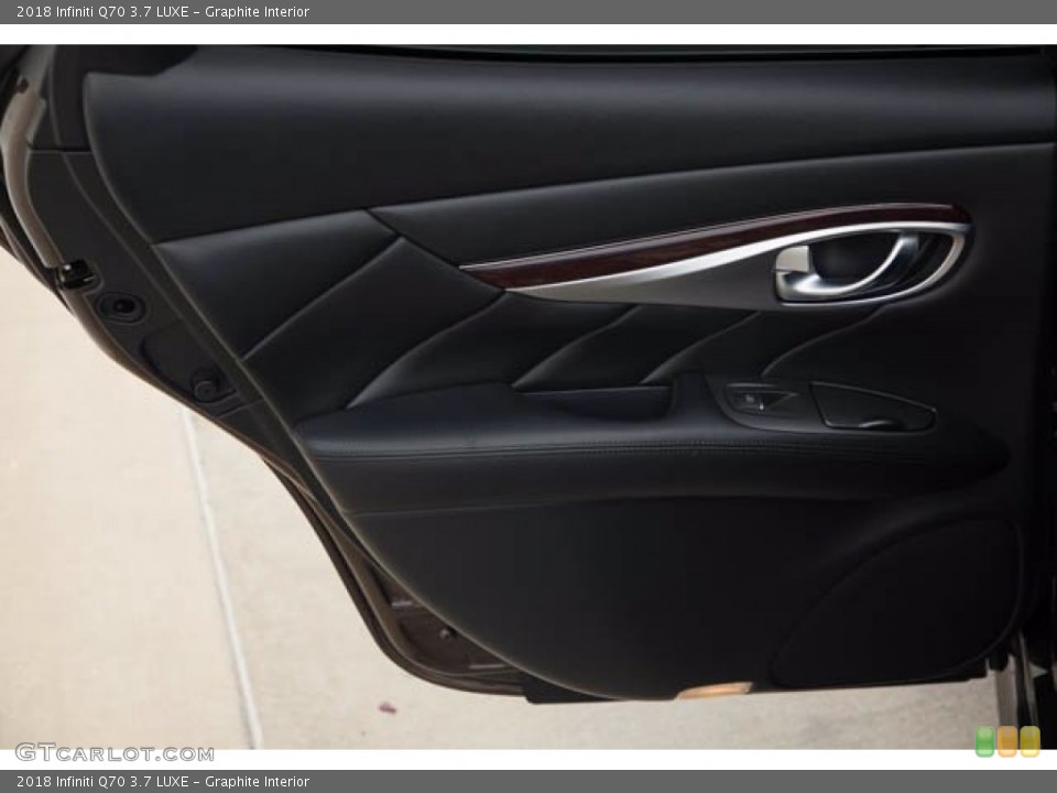Graphite Interior Door Panel for the 2018 Infiniti Q70 3.7 LUXE #140886934