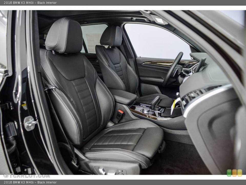Black Interior Photo for the 2018 BMW X3 M40i #140899993