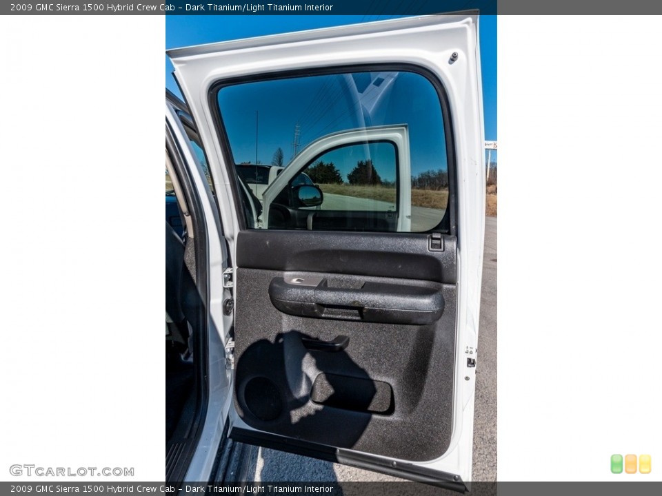 Dark Titanium/Light Titanium Interior Door Panel for the 2009 GMC Sierra 1500 Hybrid Crew Cab #140907113