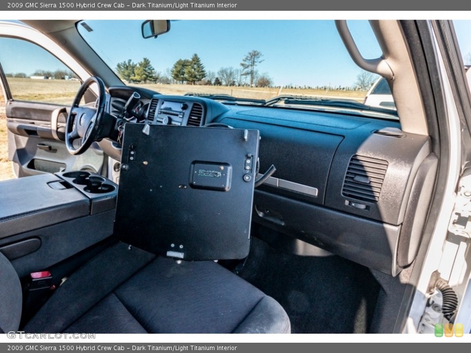 Dark Titanium/Light Titanium Interior Front Seat for the 2009 GMC Sierra 1500 Hybrid Crew Cab #140907128