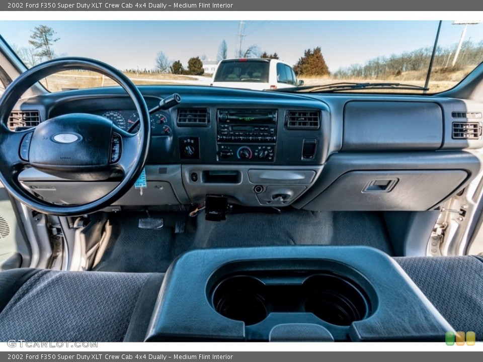 Medium Flint Interior Dashboard for the 2002 Ford F350 Super Duty XLT Crew Cab 4x4 Dually #140907149