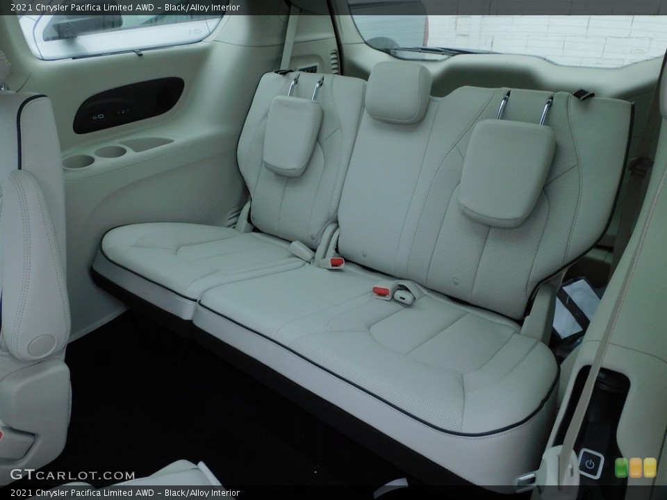 Black/Alloy Interior Rear Seat for the 2021 Chrysler Pacifica Limited AWD #140909303