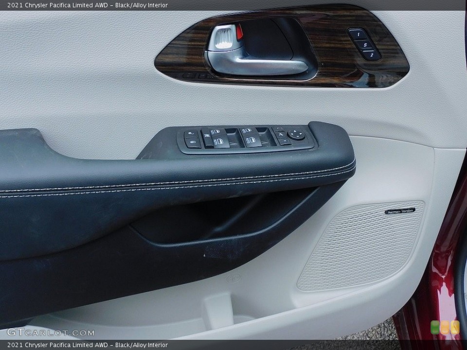 Black/Alloy Interior Door Panel for the 2021 Chrysler Pacifica Limited AWD #140909375