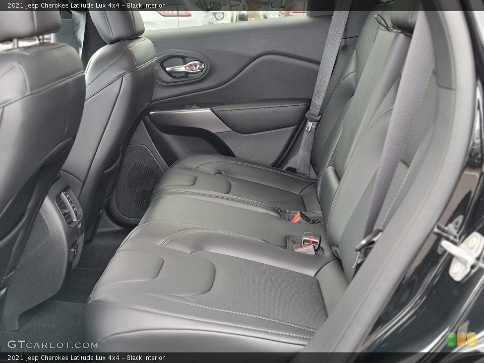 Black Interior Rear Seat for the 2021 Jeep Cherokee Latitude Lux 4x4 #140911232