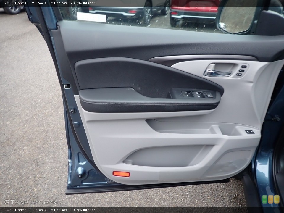 Gray Interior Door Panel for the 2021 Honda Pilot Special Edition AWD #140911421