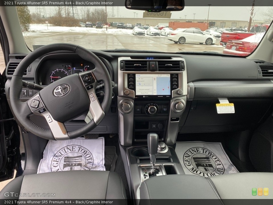 Black/Graphite Interior Photo for the 2021 Toyota 4Runner SR5 Premium 4x4 #140918657