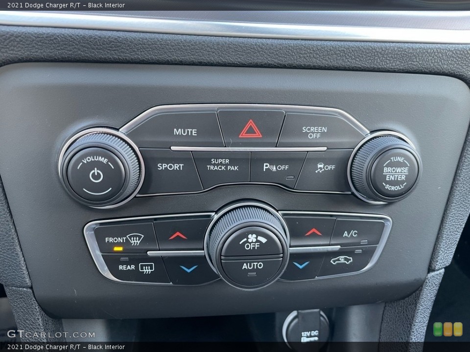 Black Interior Controls for the 2021 Dodge Charger R/T #140939397