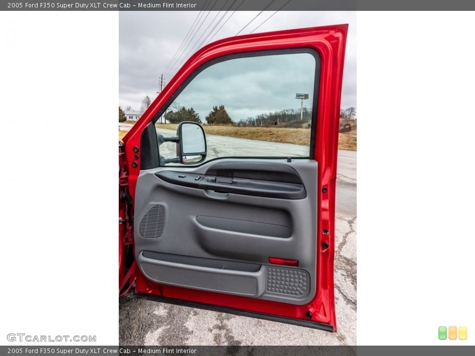Medium Flint Interior Door Panel for the 2005 Ford F350 Super Duty XLT Crew Cab #140939973