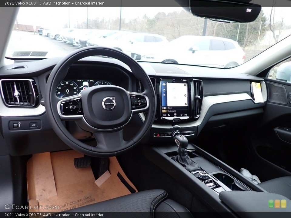 Charcoal Interior Photo for the 2021 Volvo XC60 T5 AWD Inscription #140951128