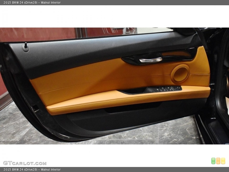 Walnut Interior Door Panel for the 2015 BMW Z4 sDrive28i #140965460