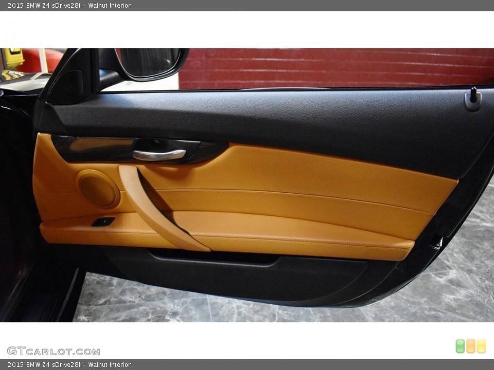 Walnut Interior Door Panel for the 2015 BMW Z4 sDrive28i #140965481