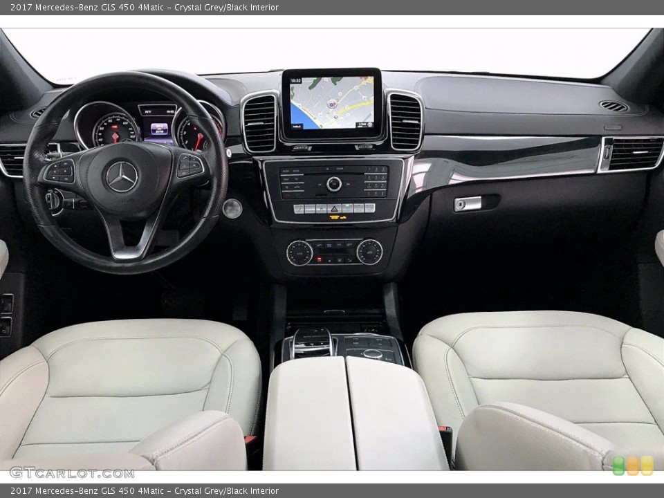 Crystal Grey/Black Interior Dashboard for the 2017 Mercedes-Benz GLS 450 4Matic #140984004