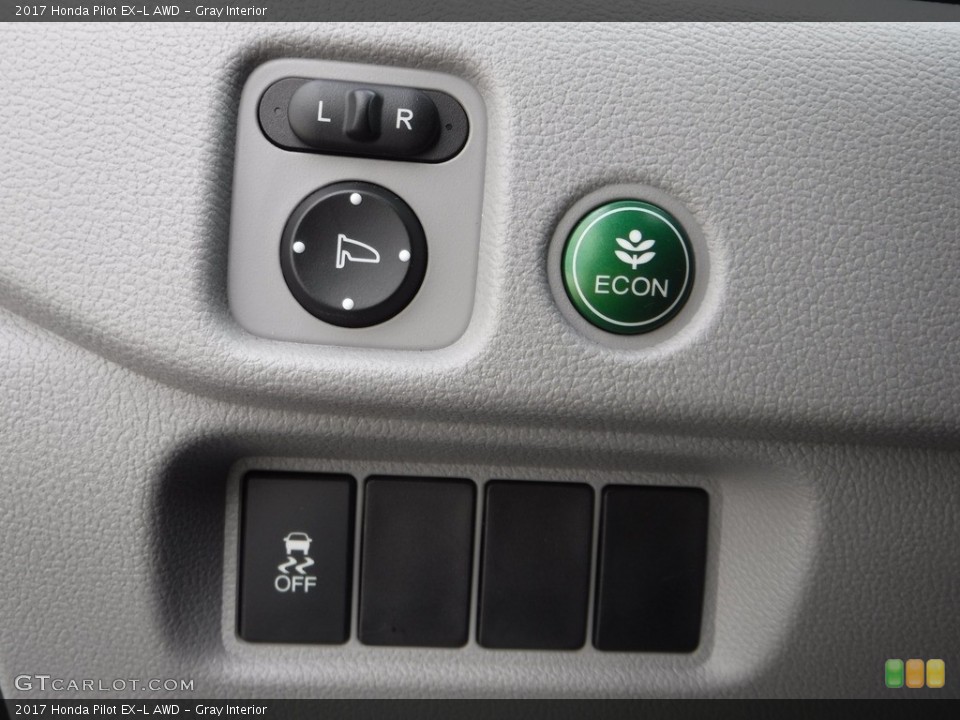 Gray Interior Controls for the 2017 Honda Pilot EX-L AWD #140992253