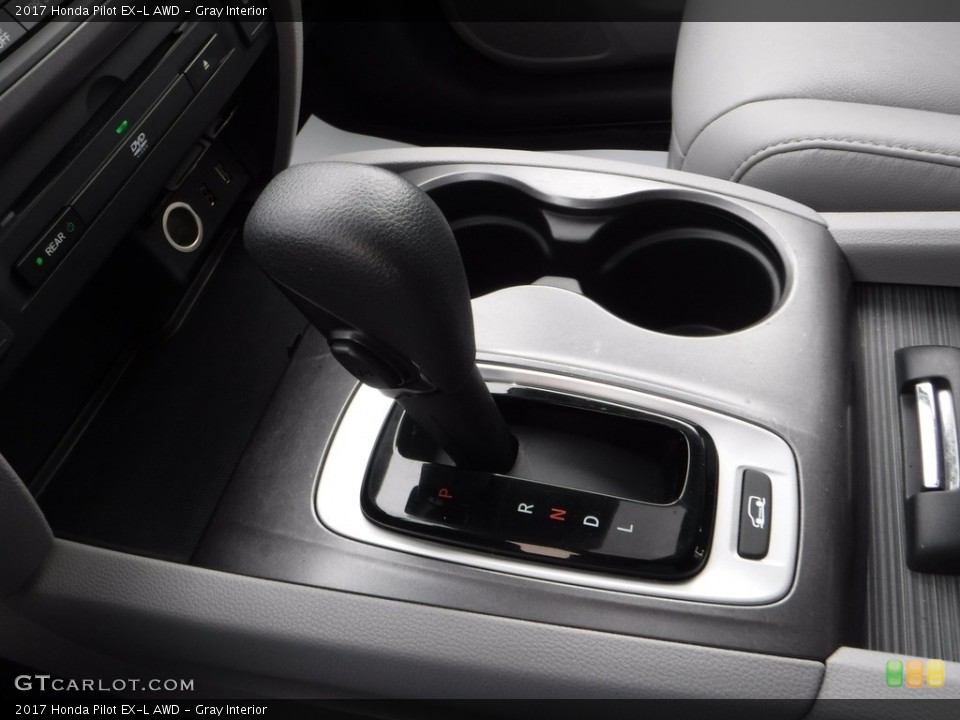 Gray Interior Transmission for the 2017 Honda Pilot EX-L AWD #140992272