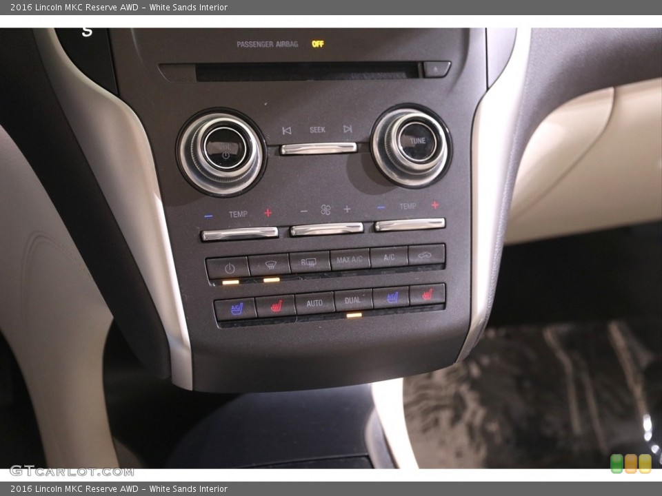 White Sands Interior Controls for the 2016 Lincoln MKC Reserve AWD #141022143