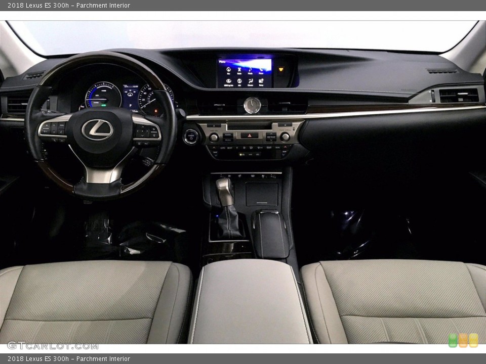 Parchment Interior Dashboard for the 2018 Lexus ES 300h #141037296