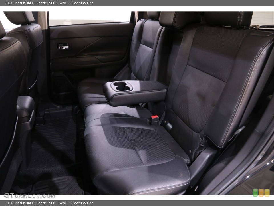 Black Interior Rear Seat for the 2016 Mitsubishi Outlander SEL S-AWC #141043638