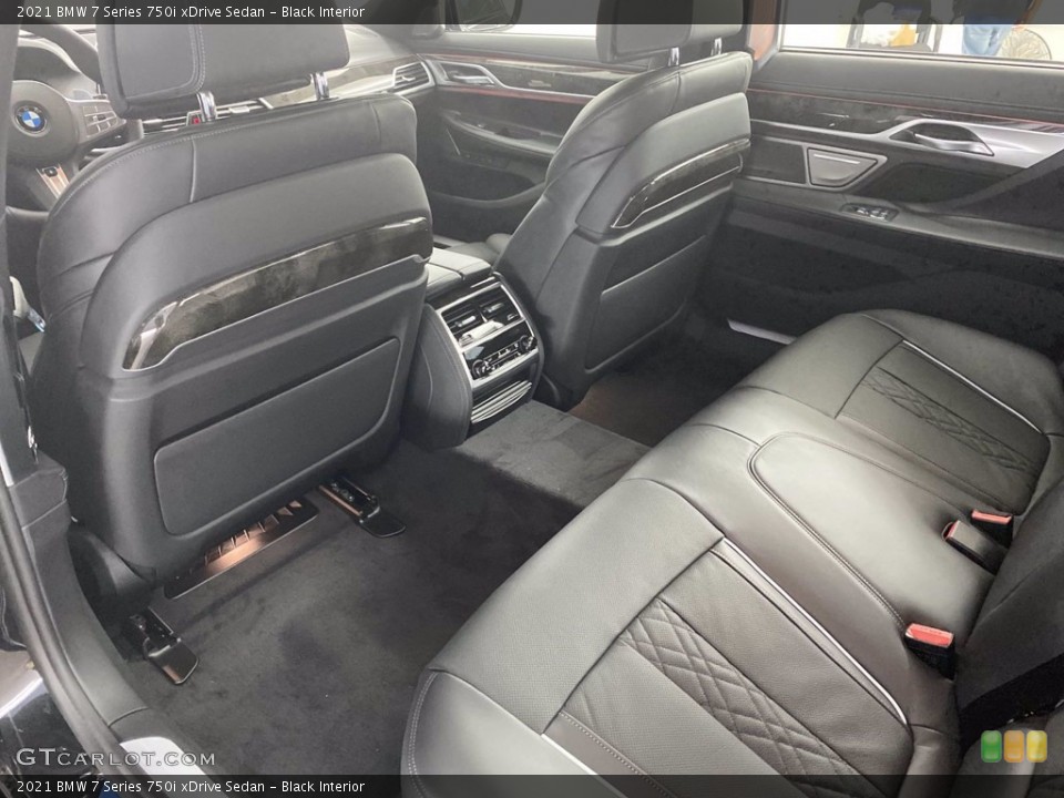 Black Interior Rear Seat for the 2021 BMW 7 Series 750i xDrive Sedan #141059070