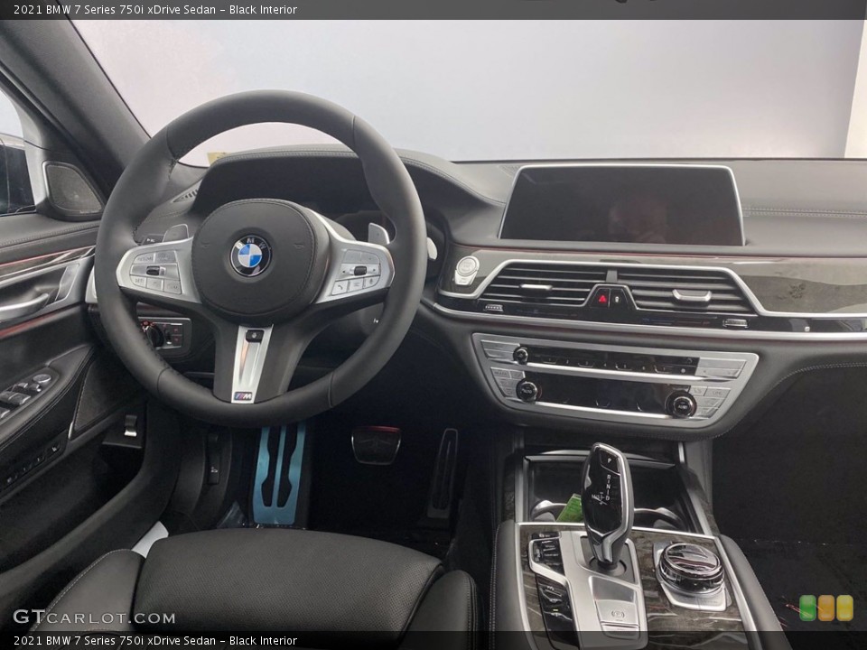 Black Interior Dashboard for the 2021 BMW 7 Series 750i xDrive Sedan #141059082