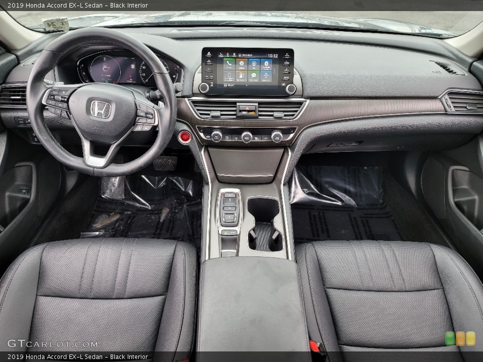 Black Interior Photo for the 2019 Honda Accord EX-L Sedan #141094779